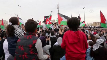 Ürdün'de ABD'nin Kudüs Kararına "Dabke"Li Protesto