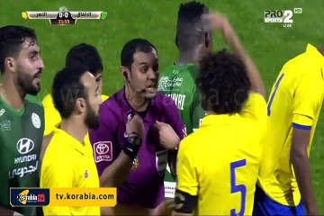 لقطة إصابة حسام غالي أثناء مباراة النصر والاتفاق بالدوري السعودي