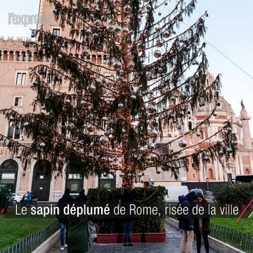 Complètement déplumé, le très cher sapin de Noël de Rome est la risée du Net