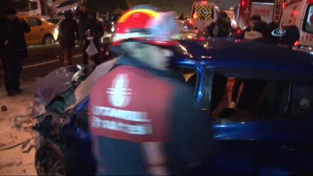 Vatan Caddesi'nde Zincirleme Kaza: 6 Yaralı