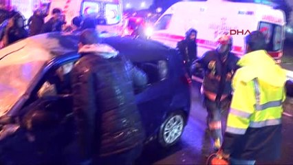 Vatan Caddesi'nde Trafik Kazası 1'i Ağır 6 Yaralı