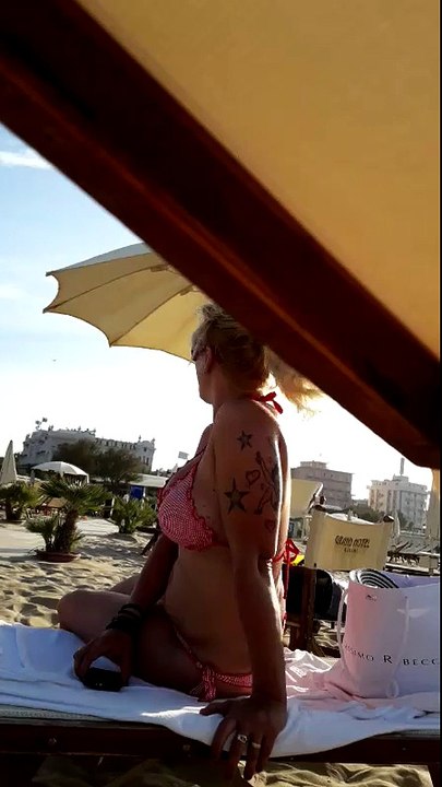 video...viky moore - Viky Moore