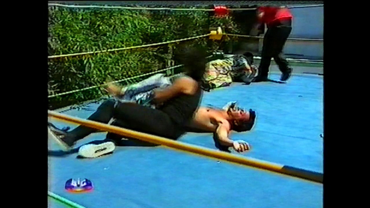 Tarzan Taborda - Reports & interviews (Jornal SIC Portugal)