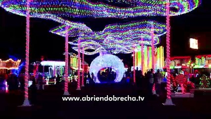 Luces de navidad adornan calles de Tegucigalpa