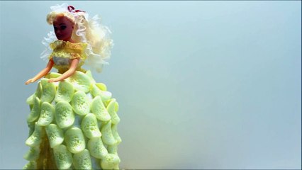 DIY Doll Dress Crafts_Ideas from Plastic Bottle and Packing Chips-pS8VV7p2yUo