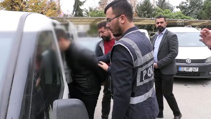 Berberde tıraş olurken saldırıya uğrayan kişi yaralandı - MERSİN