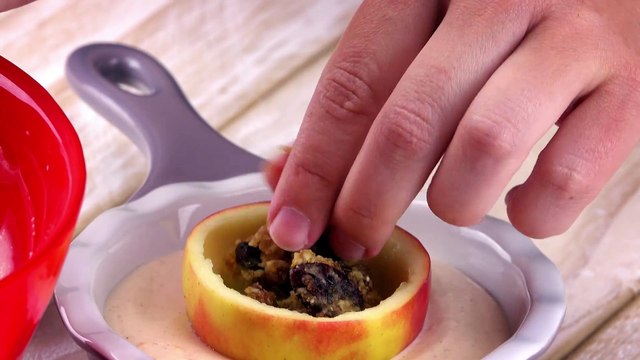 Pommes au four épicées - un dessert gourmand pour Noël.-GFMmjF93dDk