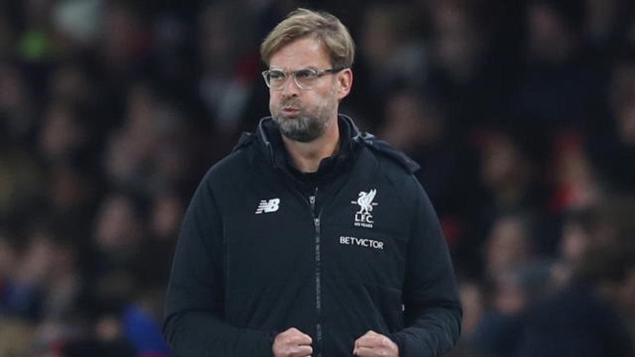 Klopp apologises for bottle throwing celebration