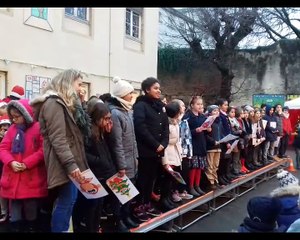 spectacle Noël école Jeanne d'Arc Mâcon