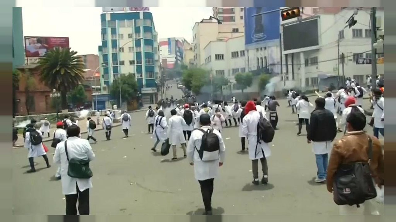 Bolivien: Auseinandersetzungen zwischen Medizinern und Polizei