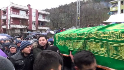 Define kavgasında öldürülen gelin ve kaynananın cenazeleri defnedildi