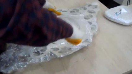 Dini İstismar Ederek Uyuşturucu Kaçırmaya Çalıştılar