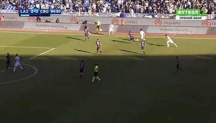 Senad Lulic  Goal HD - Lazio	3-0	Crotone 23.12.2017