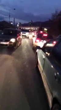 Pritje të gjata në kufirin Kosovë-Maqedoni, pritje deri në 5 orë