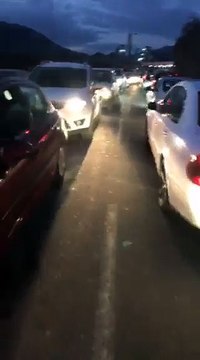 Pritje të gjata në kufirin Kosovë-Maqedoni, pritje deri në 5 orë INDEKSONLINE