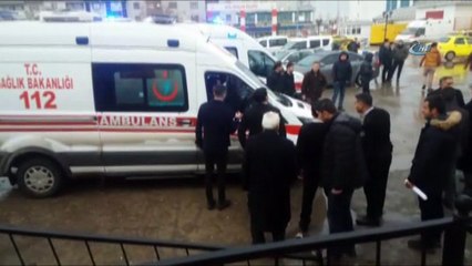 Elektrik akımına kapılan 2 kişi yaralandı