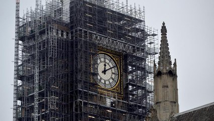 Big Ben surpreende Londrinos durante festividades