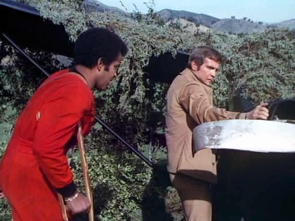 Steve Austin  S01E09