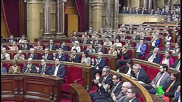 JxCat estudia fórmulas para investir a Puigdemont desde Bruselas o en el Parlament pero sin que sea detenido