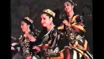 Uzbek dance