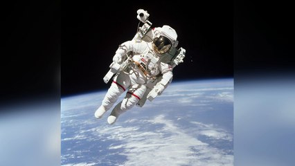 Morre o primeiro astronauta que flutuou livremente no espaço