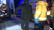 Karlı yolda kayan otobüs şarampole devrildi: 32 yaralı