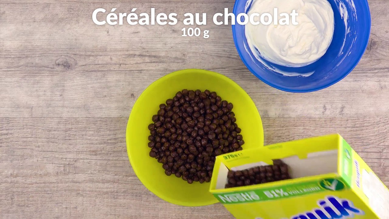 Gâteau au chocolat deluxe  - les céréales Nesquik passent au niveau supérieur.-06XSFWu1AJs