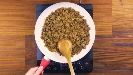 Cheeseburger couronné  - le roi des burgers XXL--QjbipyMQn8