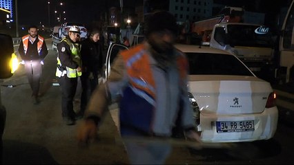 Pendik’te zincirleme trafik kazası: 3 yaralı