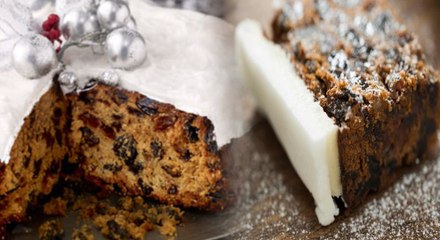 கிறிஸ்துமஸ் கேக்-உள்ளே நாணயம்..உங்களுக்கு கிடைத்தா?- வீடியோ