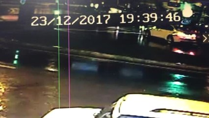 Kırmızı Işıkta Geçen Tır, Aracı Böyle Biçti