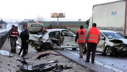 Bursa’da Zincirleme Kaza: 2 Ölü, 8 Yaralı