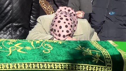 Uşak'ta Yaşanan Aile Faciasında Ölenler Defnedildi