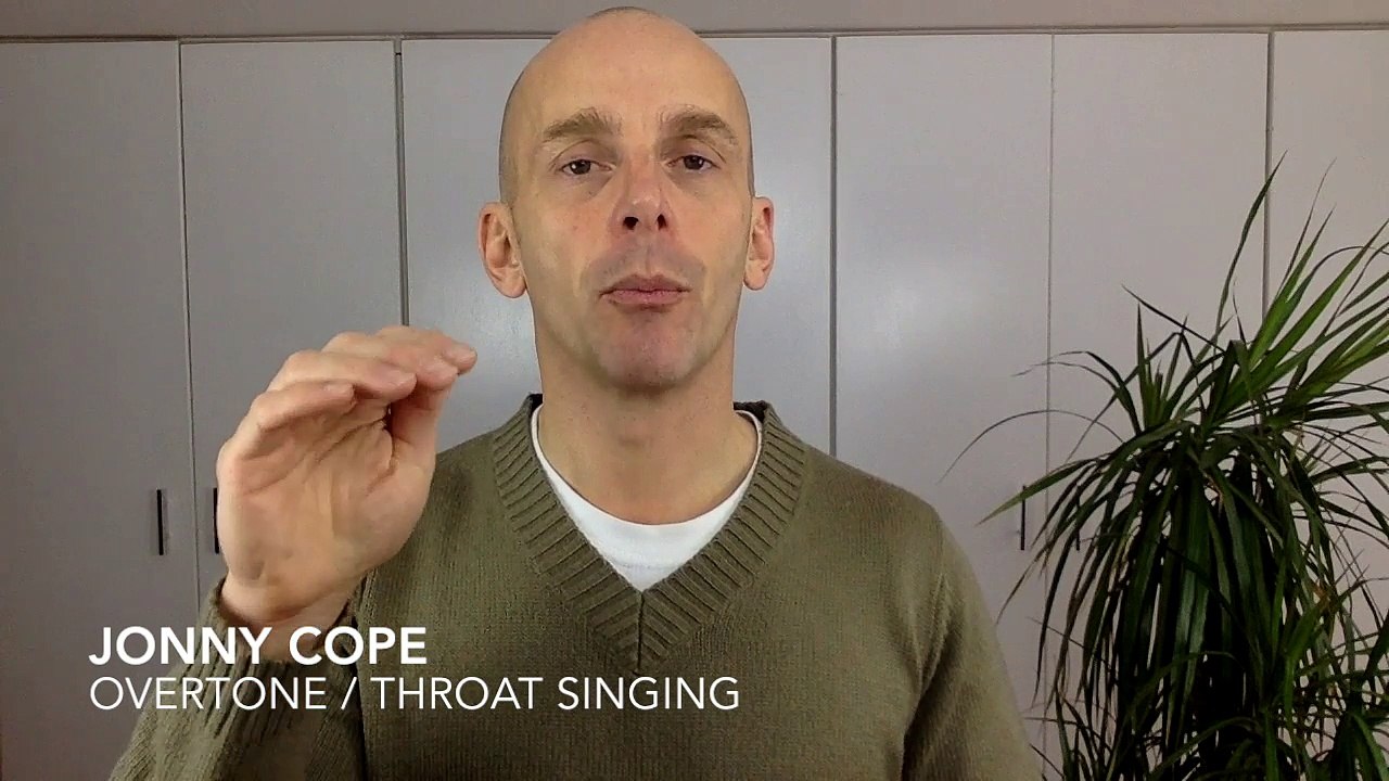 overtone singing - Lip movement