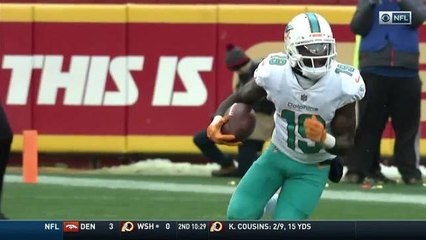 Jakeem Grant catches dart from Cutler for 26 yards and a first down