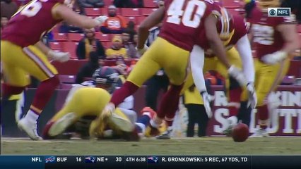 Deshazor Everett lays big hit on Devontae Booker to force fumble