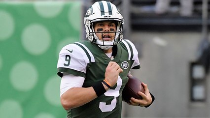 Bryce Petty rushes for a 24-yard gain