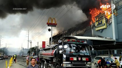 Filipinas: Temen 37 muertos en incendio de centro comercial