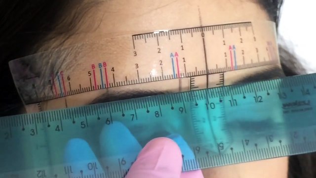 DESIGN FÁCIL PARA SOBRANCELHAS - RÉGUA ADESIVA EASY BROW-TN_8OPM-r54