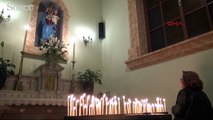 Mersin'de Katolik kilisesi'nde Noel ayini