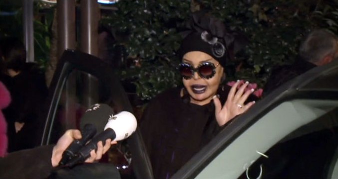 Bülent Ersoy, Sokak Ortasında Ateş Püskürdü: Bozuk Etleri Yedirdiler Bana