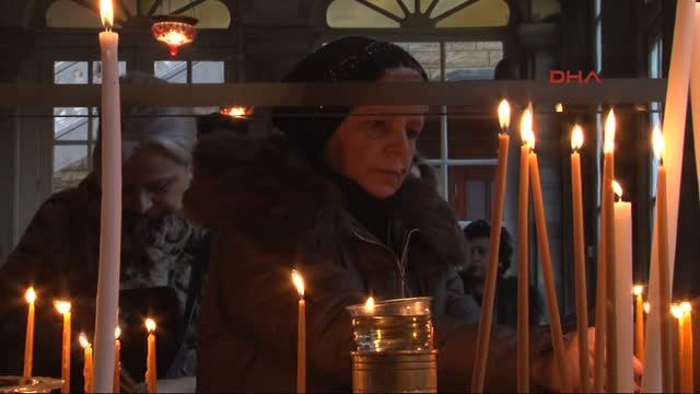 Fener Rum Ortodoks Patrikhanesi'nde Noel Ayini