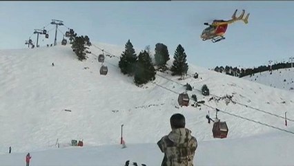 Atrapados en un teleférico en los Alpes