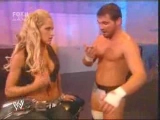 Smackdown 23 11 07 Jamie Noble Hits on Michelle Mccool