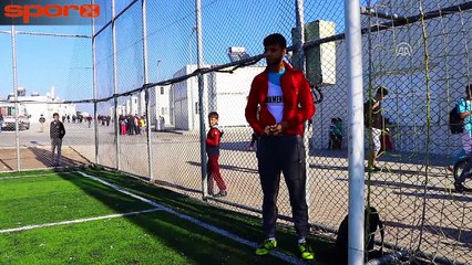 Futbol onlar için hem spor hem de yaşama umudu