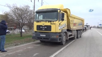 Kamyonun Çarptığı Engelli Adam Hayatını Kaybetti