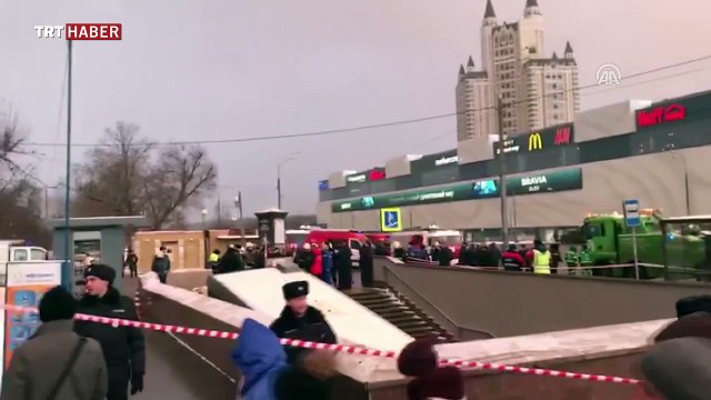 Moskova'da otobüs alt geçide girdi: 5 ölü