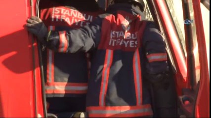 Esenyurt'ta Hafriyat Kamyonu İçinde Can Pazarı