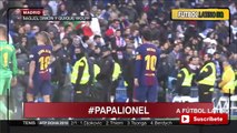 Lionel-Messi-Salutes-Cristiano-Ronaldo-RESPECT-MOMENT