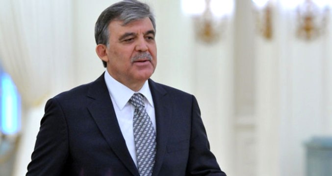Abdullah Gül, Sivillere Ceza Muafiyeti Getiren KHK ile İlgili Konuştu : Kaygı Verici